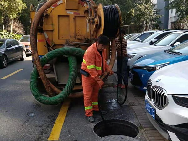 高安排污管道清淤